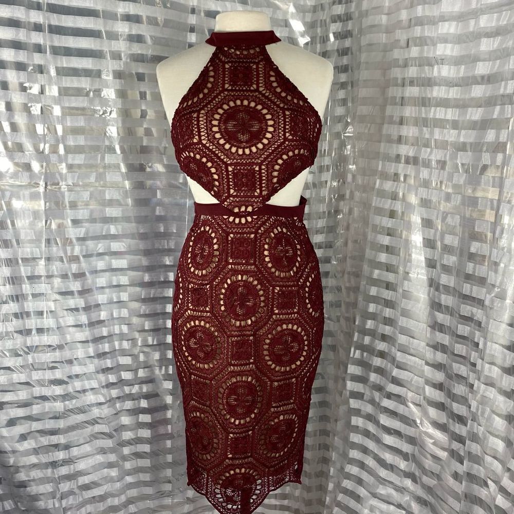 B-Sharp Burgundy Lace Body Con Cocktail Dress